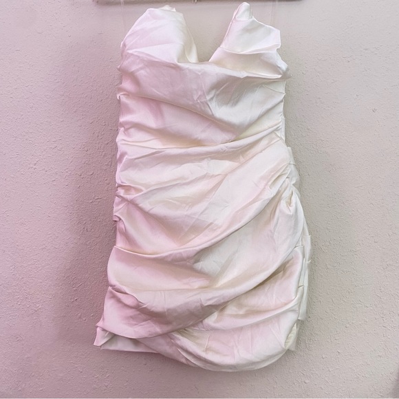 HOUSE OF CB 'Emanuela' Ivory white Draped Ruched Mini Dress NWOT size L - Picture 5 of 11